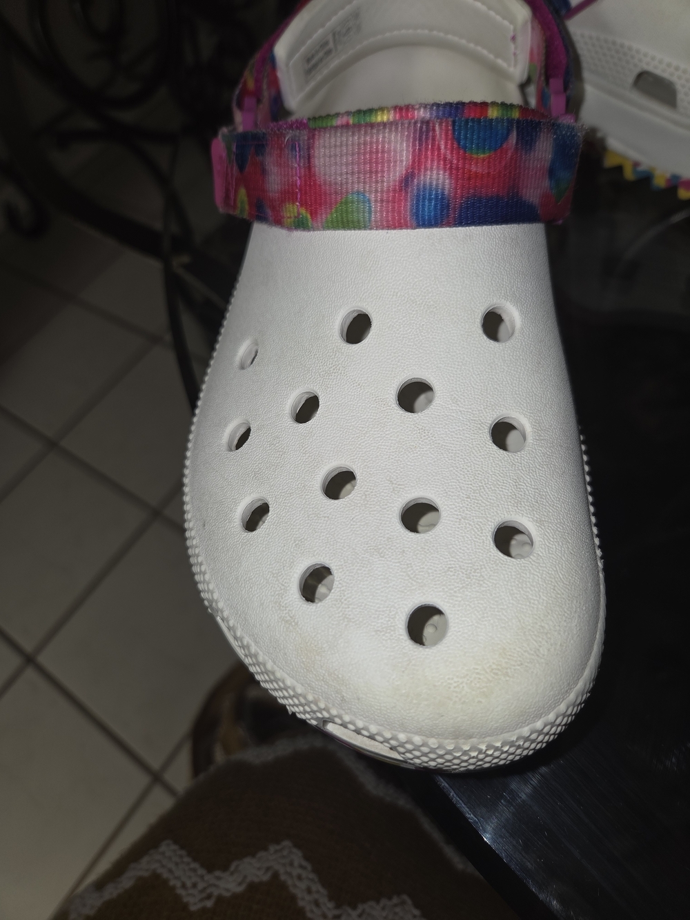 Girls White Crocs Clog Sandals with Multicolor Dot Strap - Picture 3 of 8